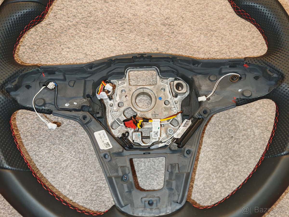 Original VW skoseny volant - 3