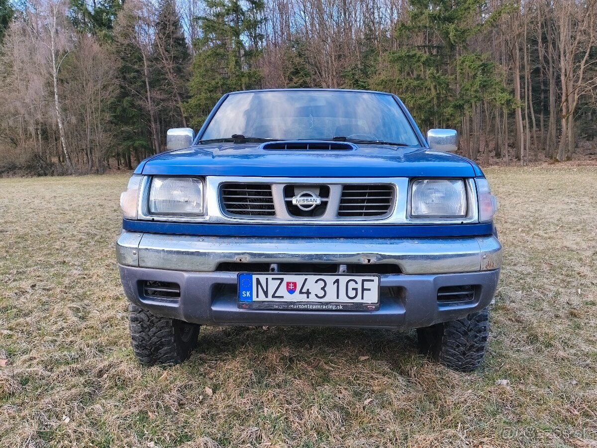 Nissan Navara D22 2.5 TD 4x4 - 3