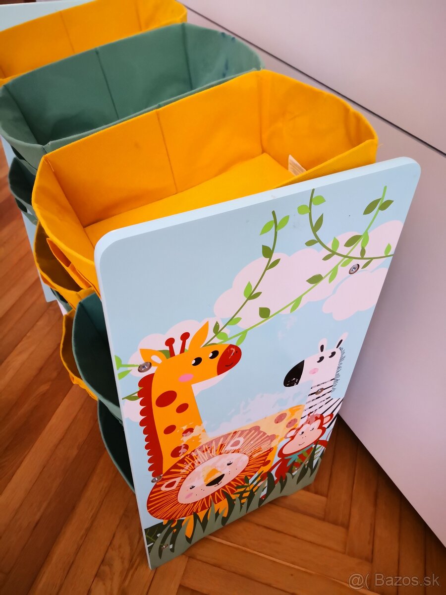 Regál na hračky - 3