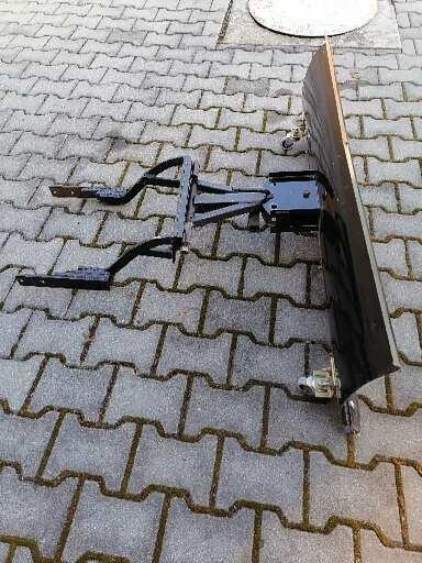 Snežný pluh (radlica) na záhradný traktor - 3