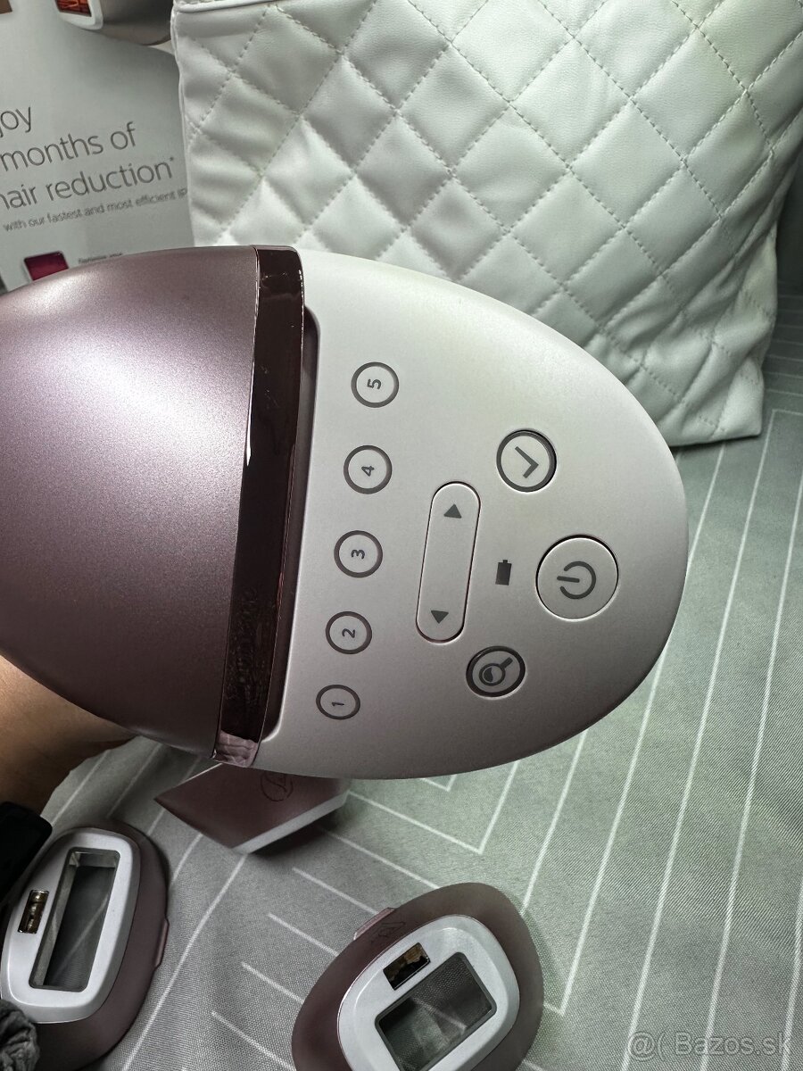 Philips Lumea IPL Hair Removal 9000 - 3
