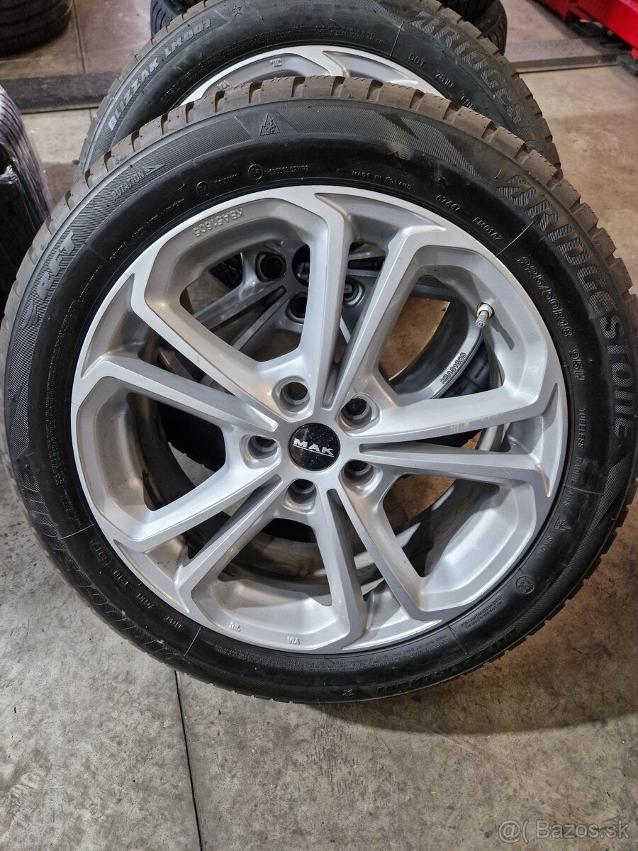 Disky R18 BMW X1 - 3