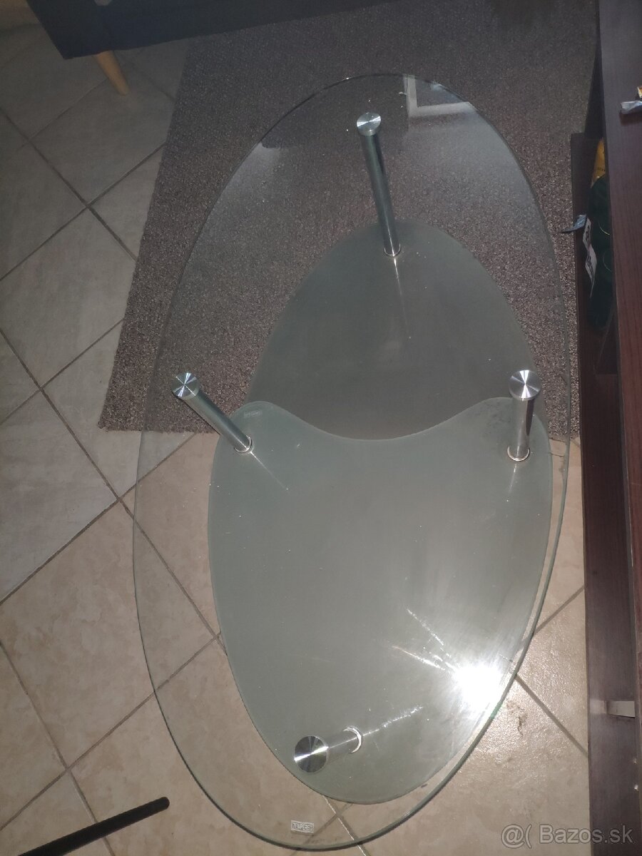 Konferenčný stolík - 3