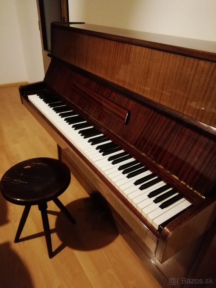 Klavír Scholze + stolička - 3