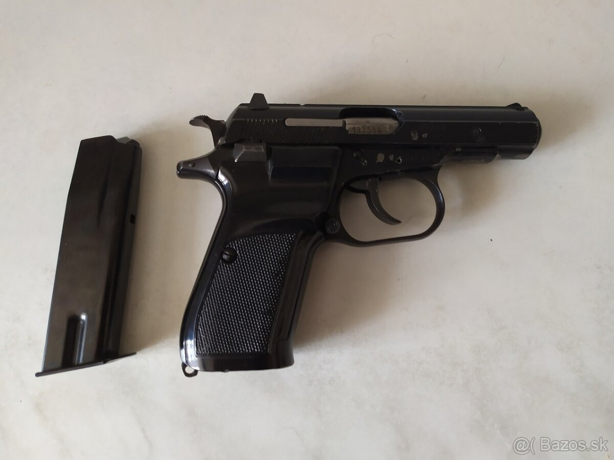 Predám expanznú pištoľ ČZ 82 - 3