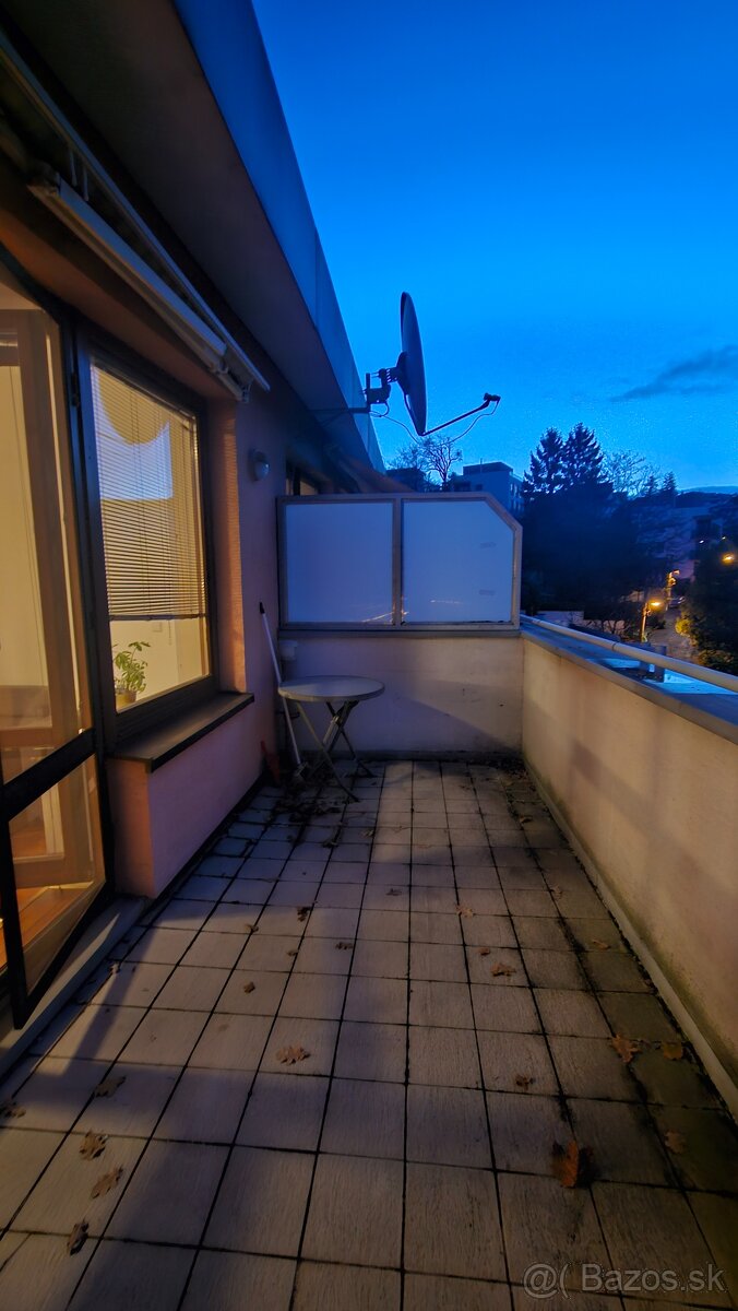 🏡 Prenájom 2-izbového bytu – Slávičie údolie, voľný od 1.12 - 3