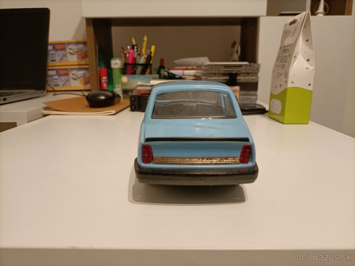 Skoda 120 kdn stare hracky - 3