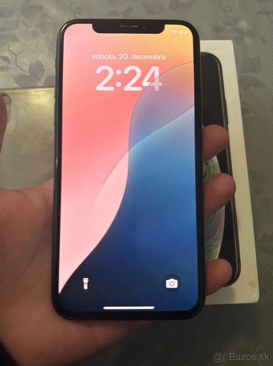 iPhone XS 64GB Space Grey - 3