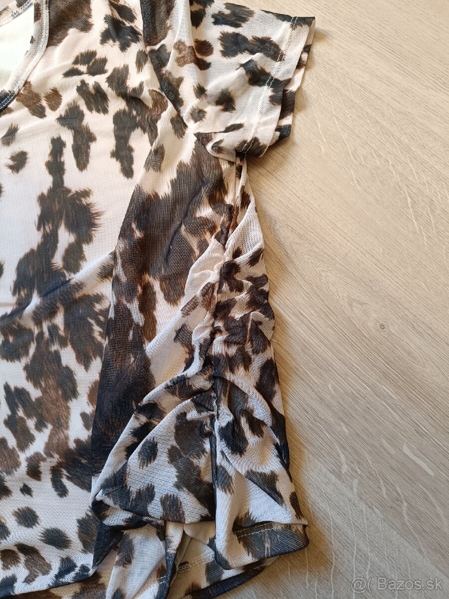 Krátke vzorované tričko - 3