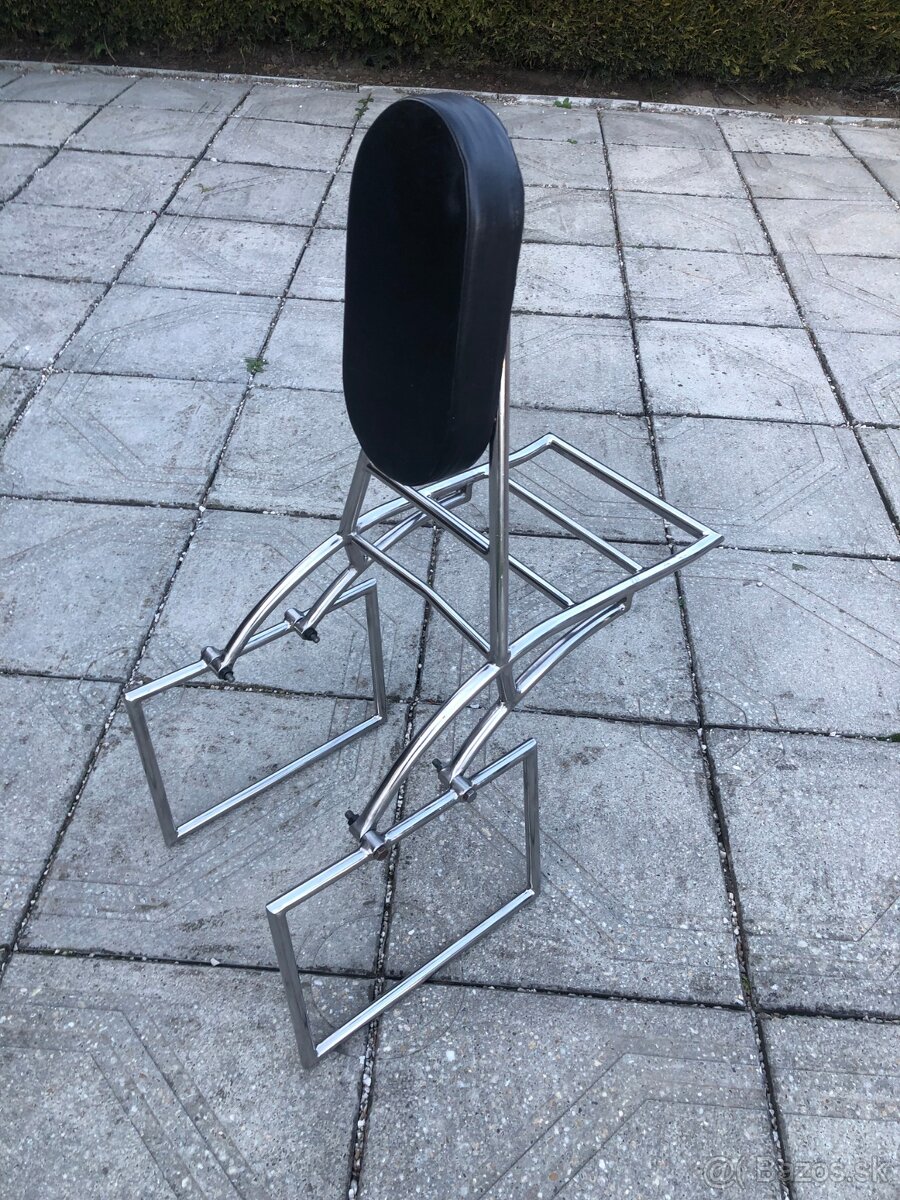 Opierka s nosičom - 3