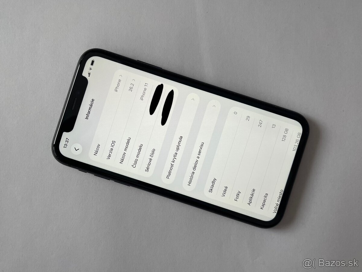 2x iPhone 11 black 128GB - 3