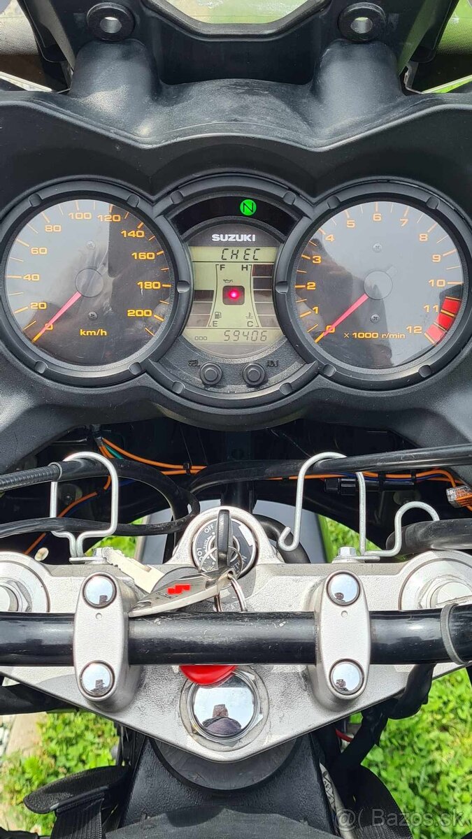 Suzuki dl 650 v strom - 3