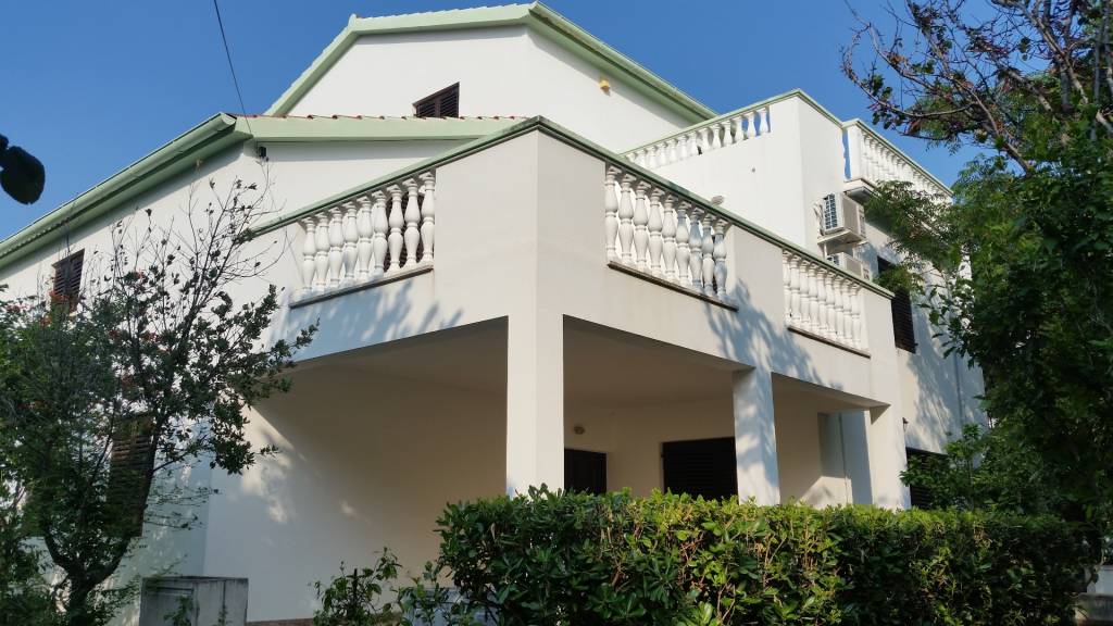 CHORVÁTSKO - 2. rad od mora - apartmánový dom - VRSI, Zadar - 3