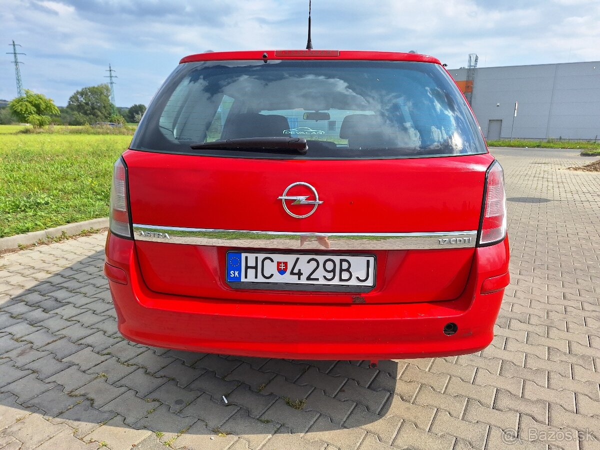 Opel Astra Wagon - 3