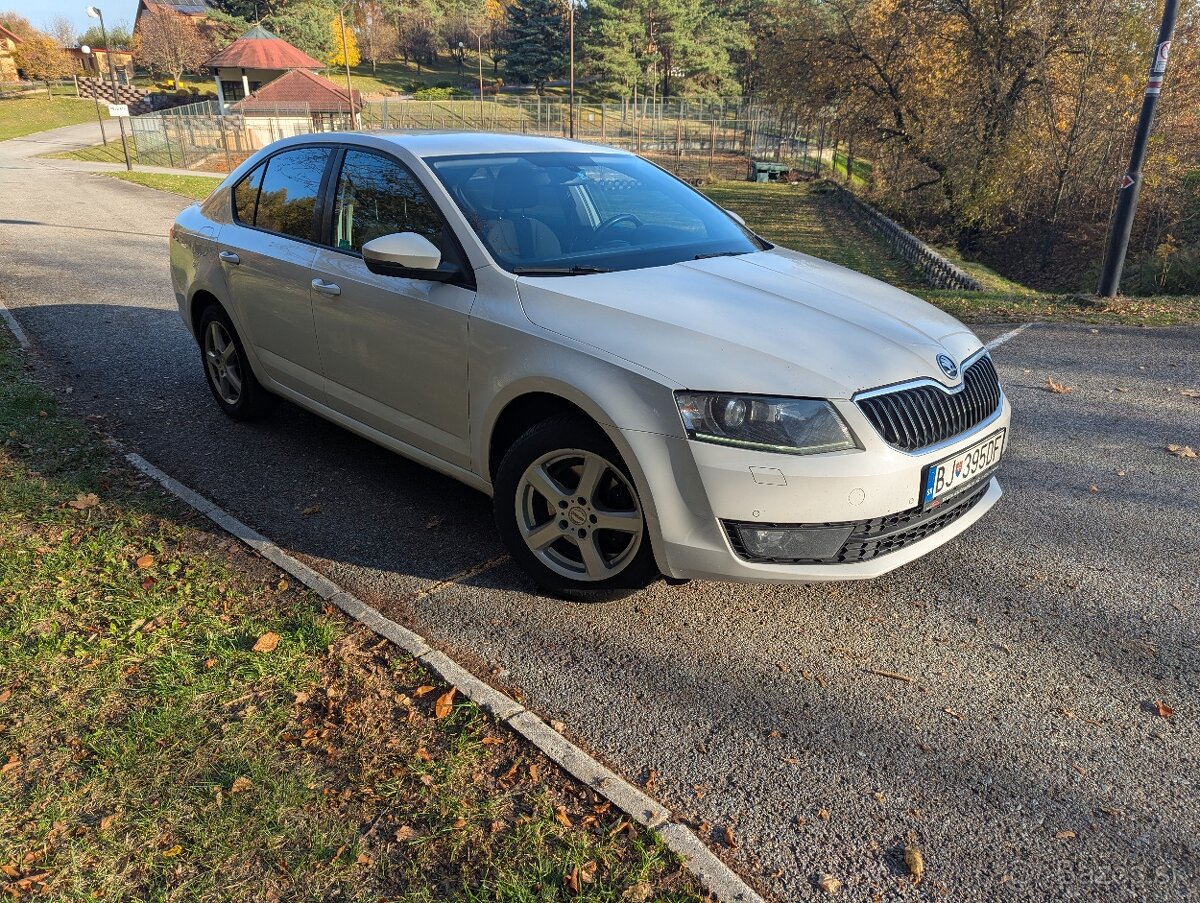 Predám Škoda Octavia 3 do 6.3. cena 5500 - 3