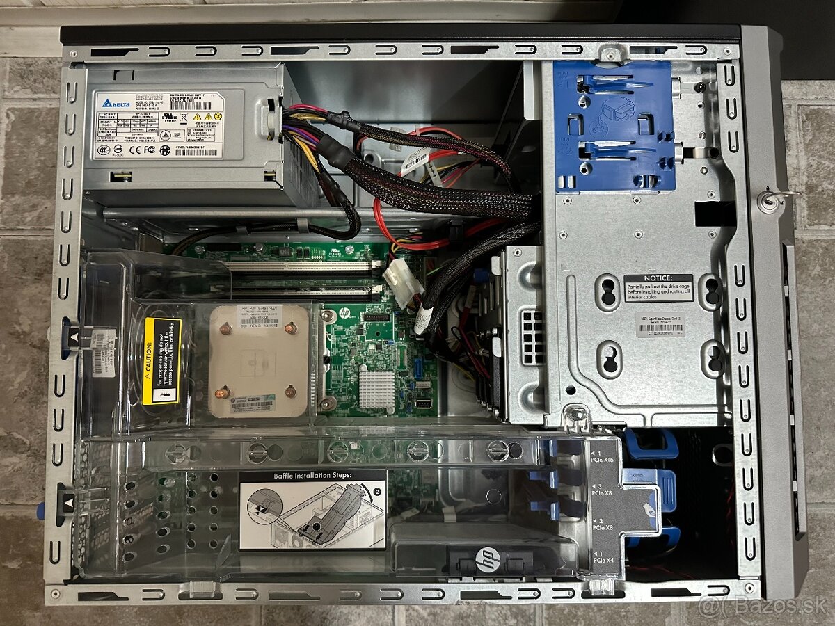 HP ProLiant ML310e Gen8 v2 Server Tower - 3