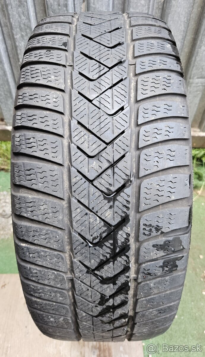 Orig.zimná sada VW - 5x112 r18 + Pirelli 225/40 r18 92V - 3