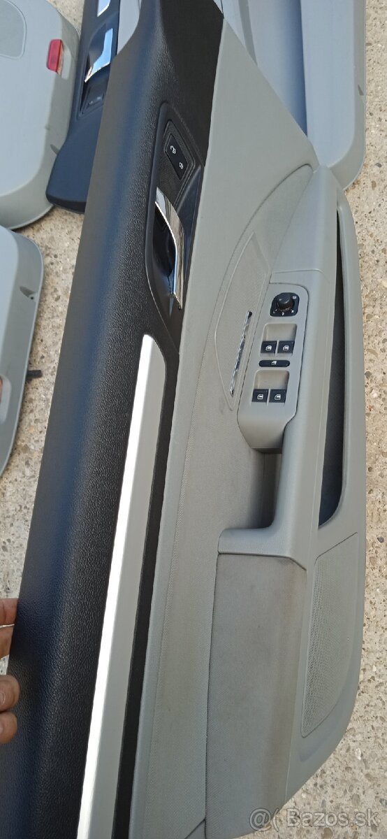 Tapacire skoda superb combi sound system - 3