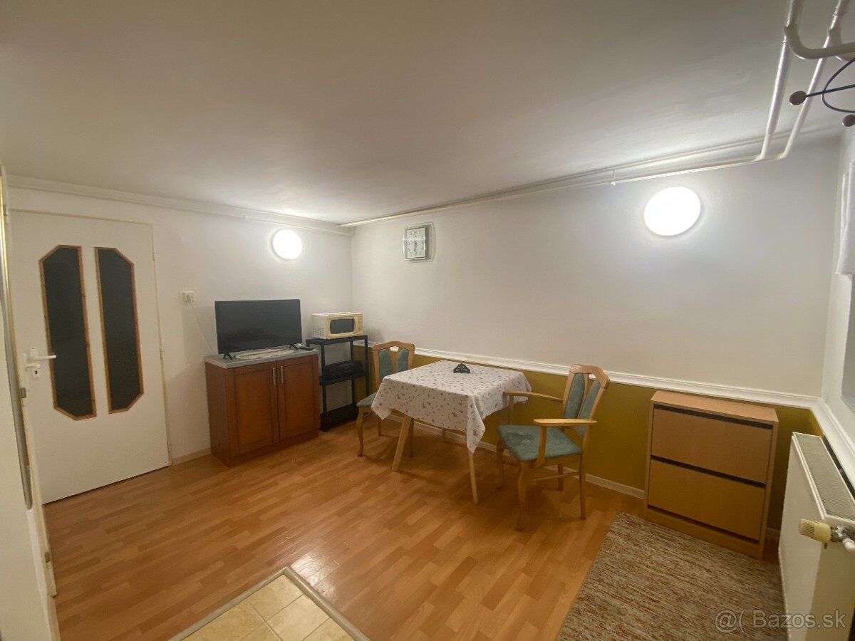 1-izbový byt v Rajeckých Tepliciach - 3