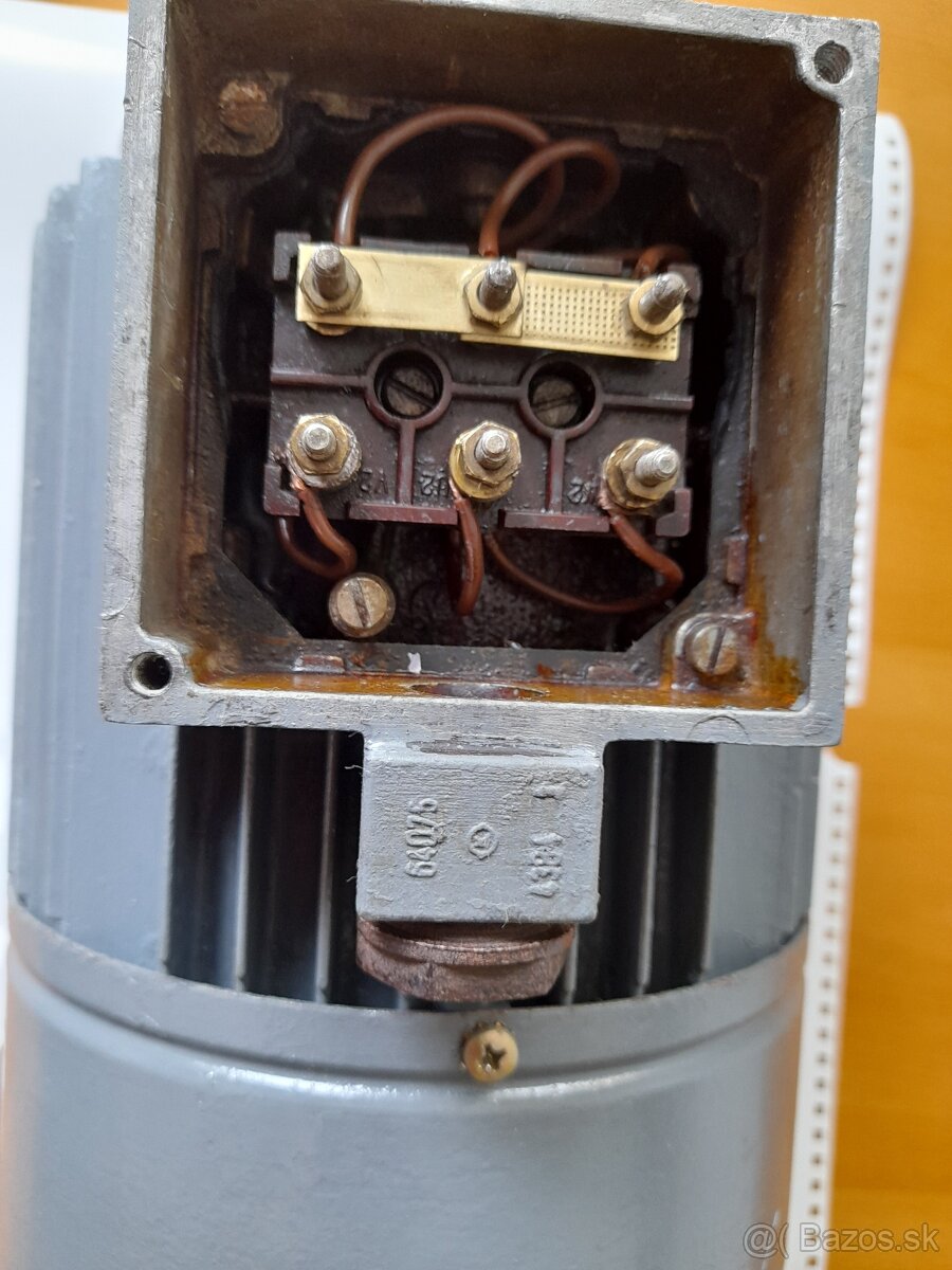 Predám elektrický motor - 3