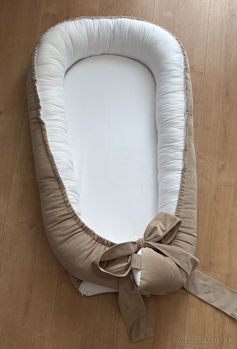 Hniezdo, zavinovačka a vankúšik - 3