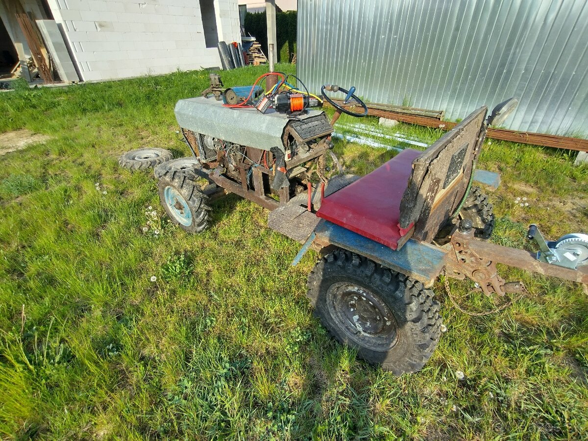 Malotraktor s motorom škoda 1203 - 3