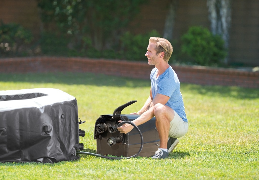 predám VÍRIVKU S HYDROMASÁŽOU pre 6 osôb - 3