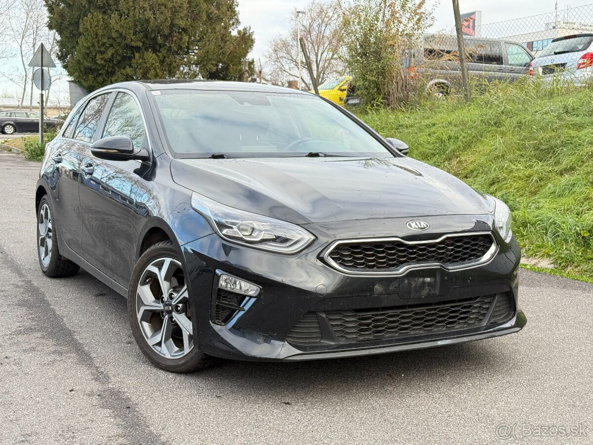 Kia Ceed SW 1.6 CRDi Silver M6.85KW - 3