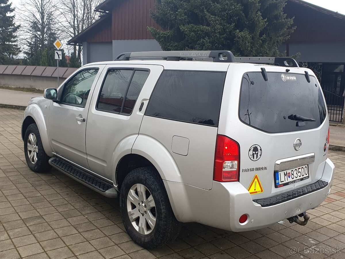 Predam Nissan Pathfinder - 3