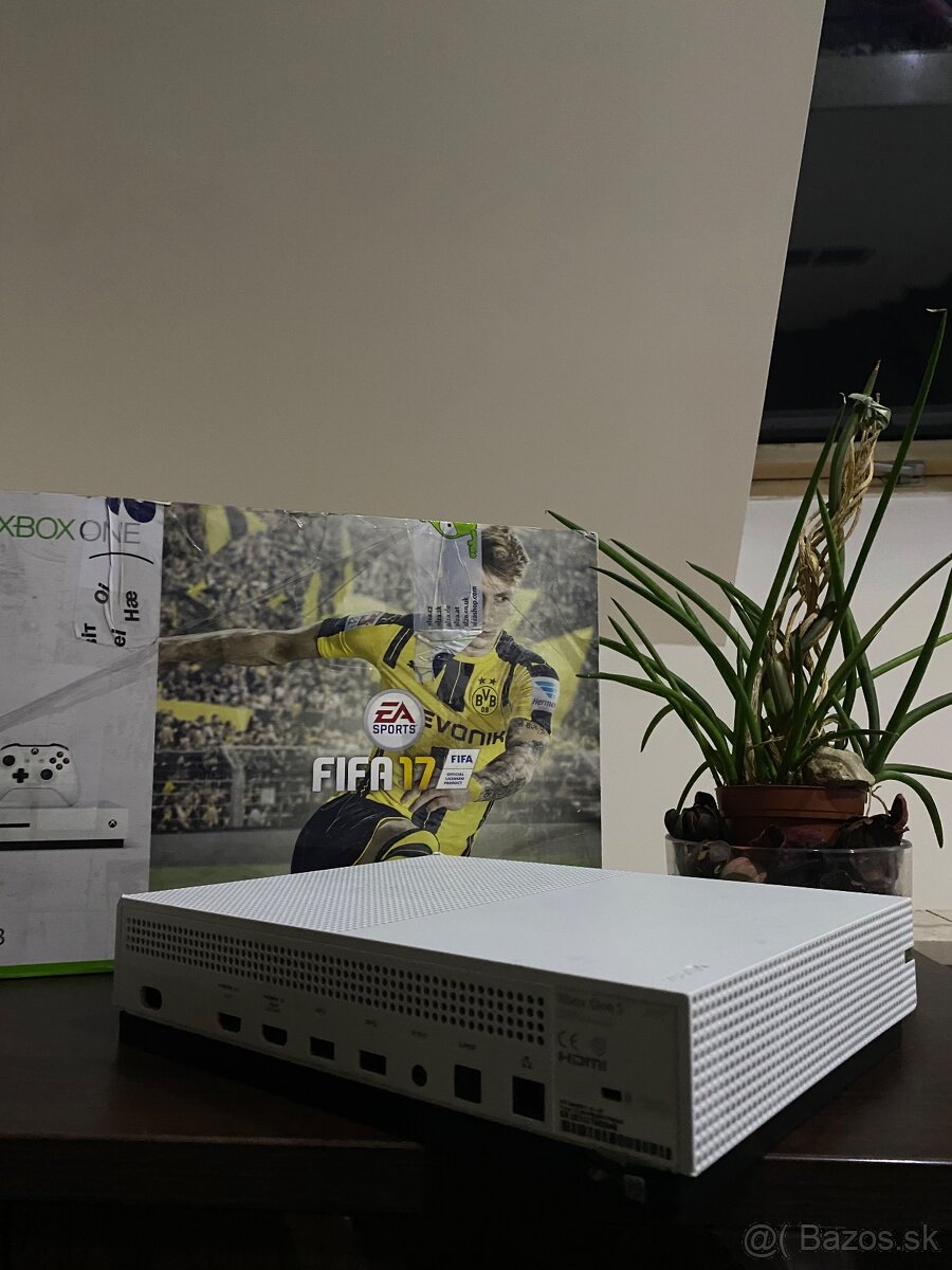 Xbox One S 500Gb - 3