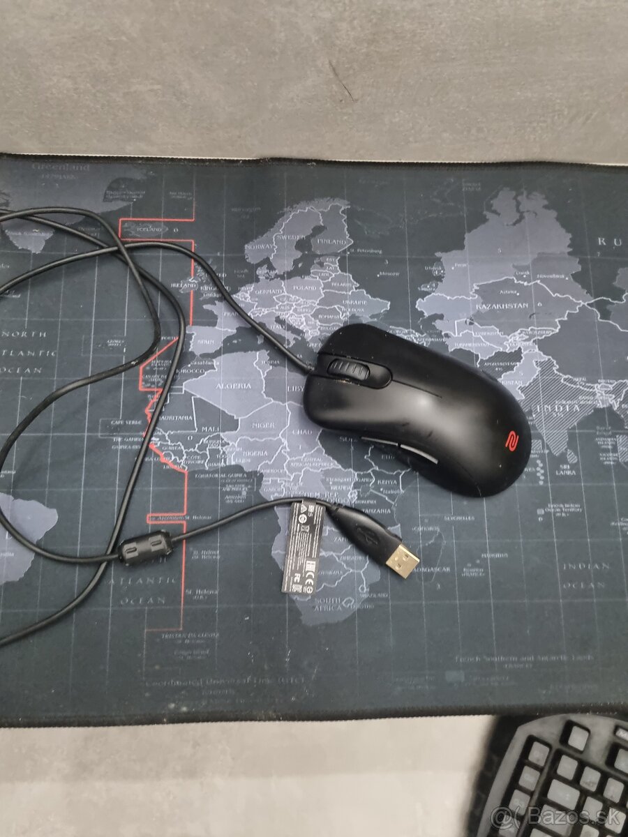 Predám kvalitnú hernú výbavu - 3