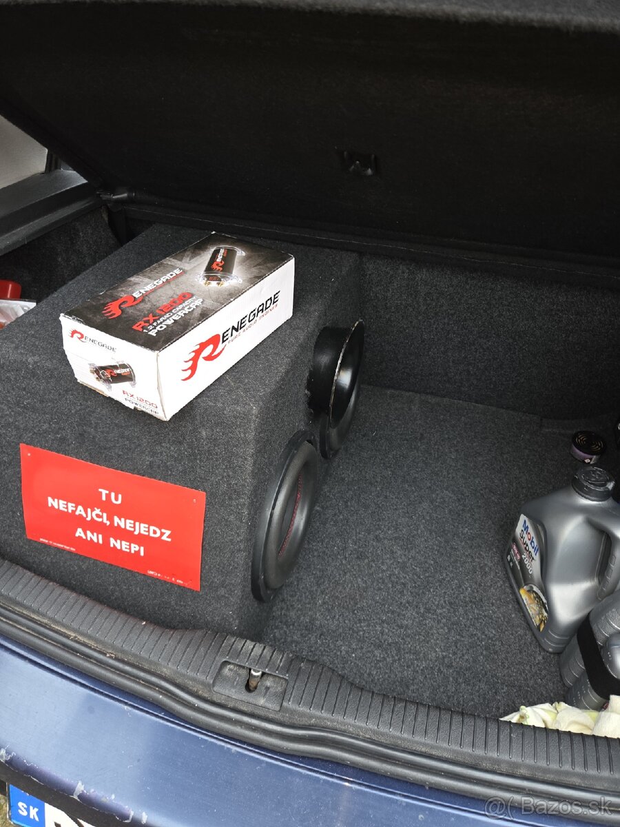 Subwoofer excursion - 3