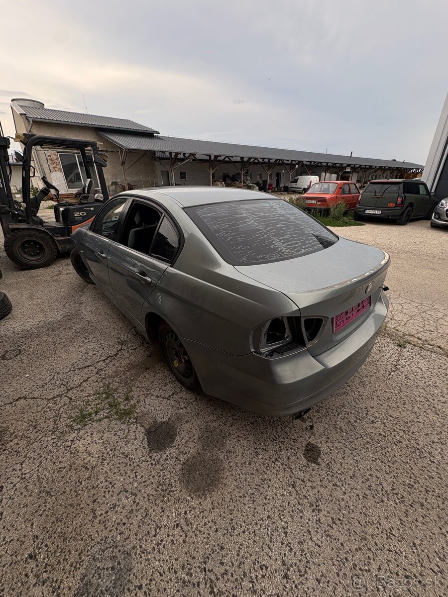 Rozpredám BMW e90 - 3
