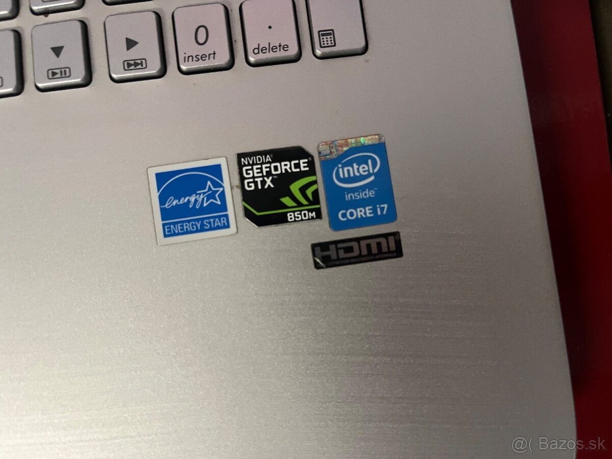 Asus N751J - 3