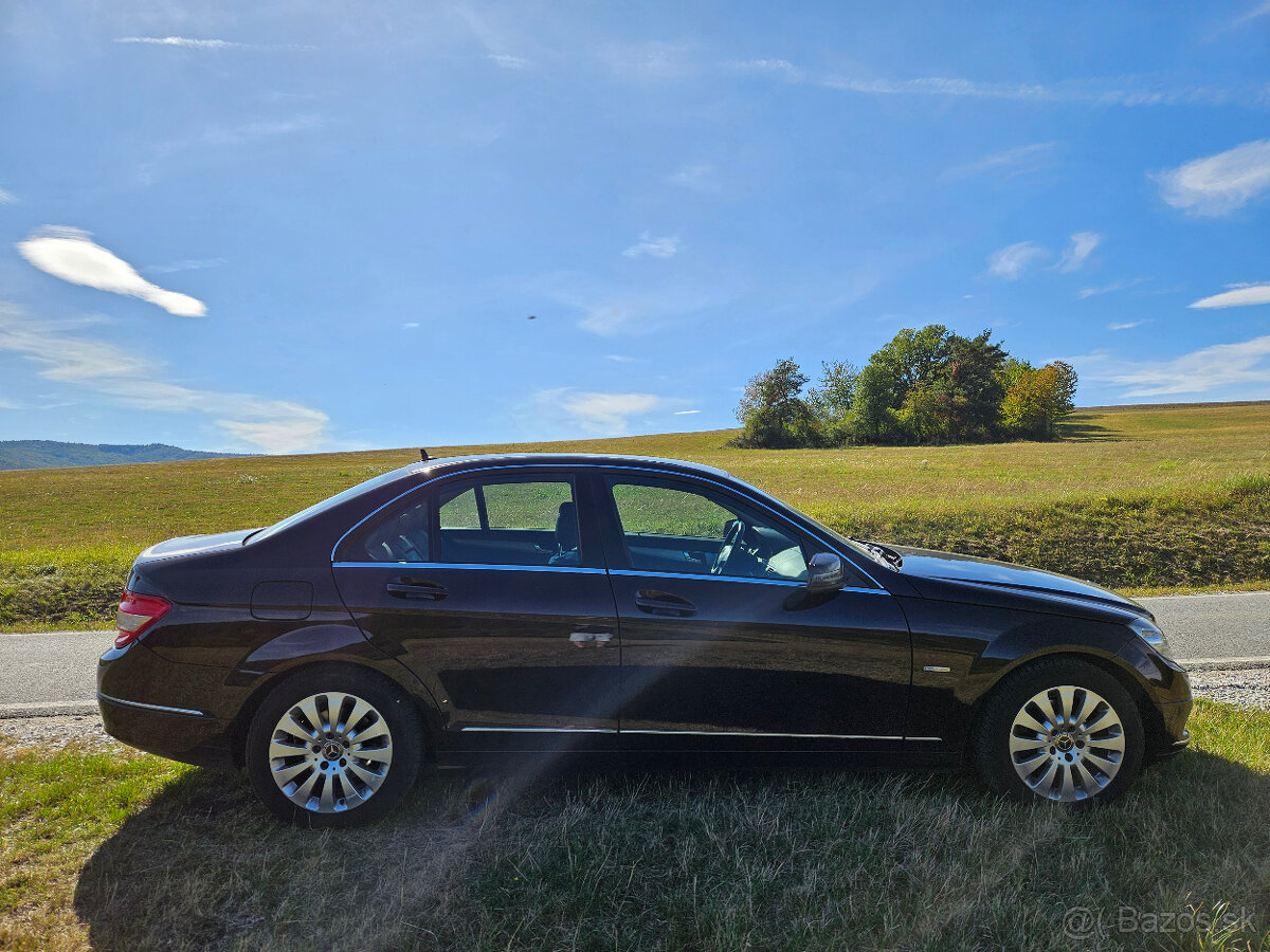 Mercedes-Benz C180 CGI (W204) - 3