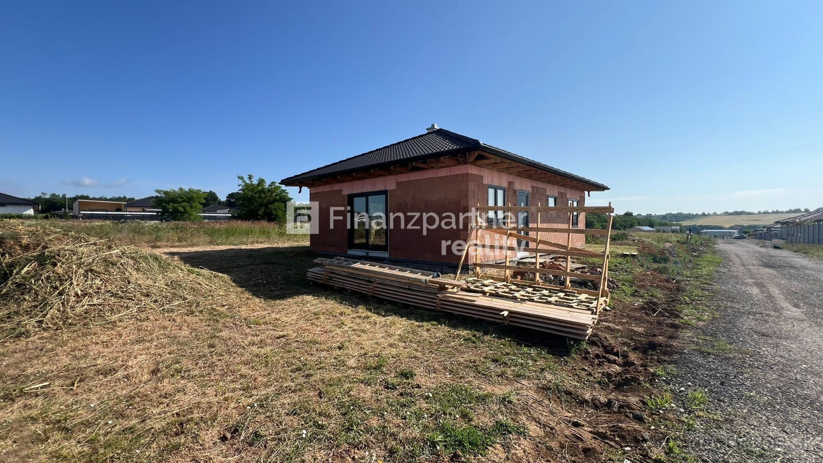 4 izbový rodinný dom, pozemok 600 m², Malý Lapáš, Nitra - 3