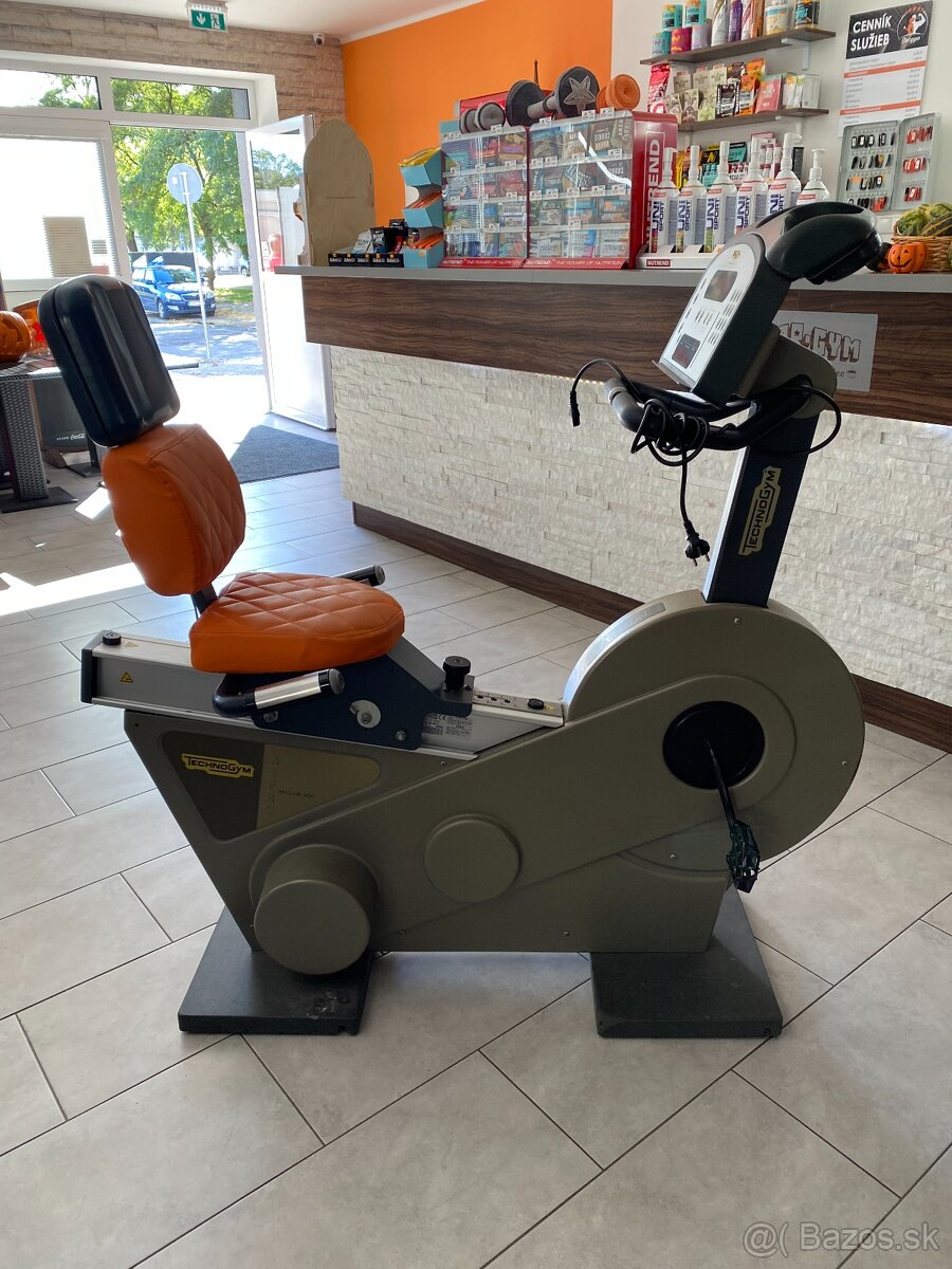 Predáme používané profi fitness stroje TECHNOGYM,NAUTILUS - 3