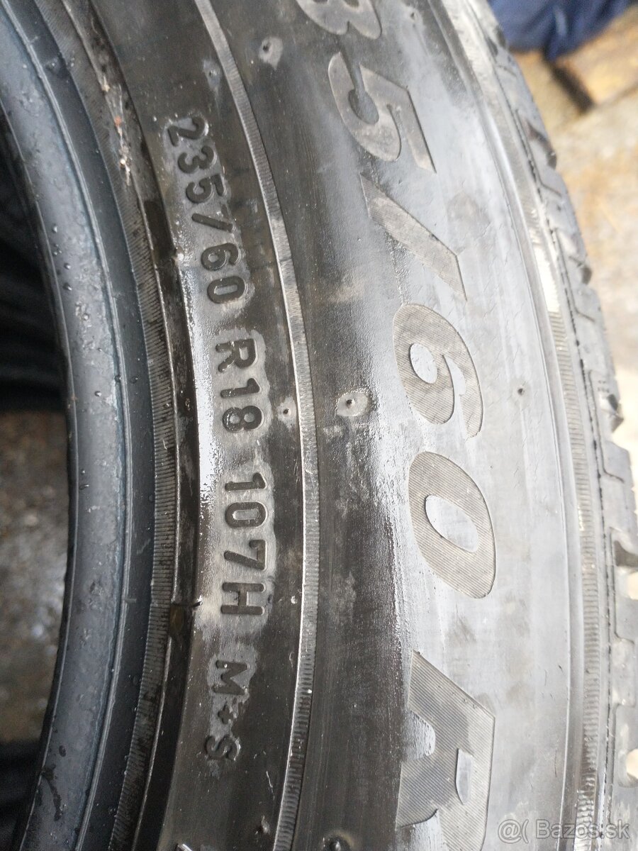 Predam 4ks zimne pirelli scorpion 235/60 r18 - 3