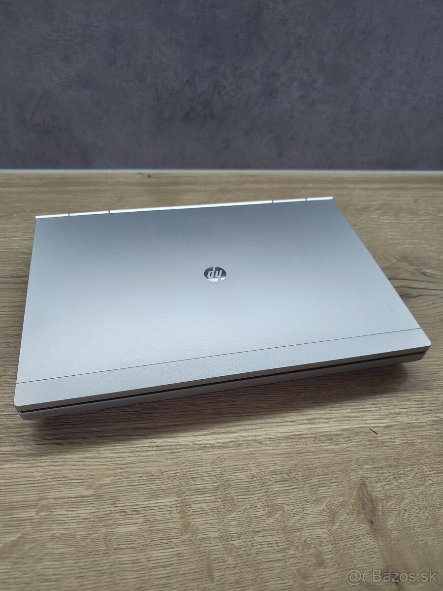 HP EliteBook 8GB/256GB - 3
