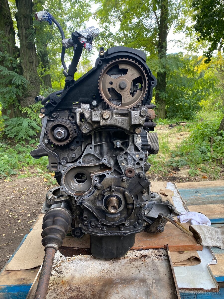 Motor 1.6 HDI 8V kód 9HL - 3