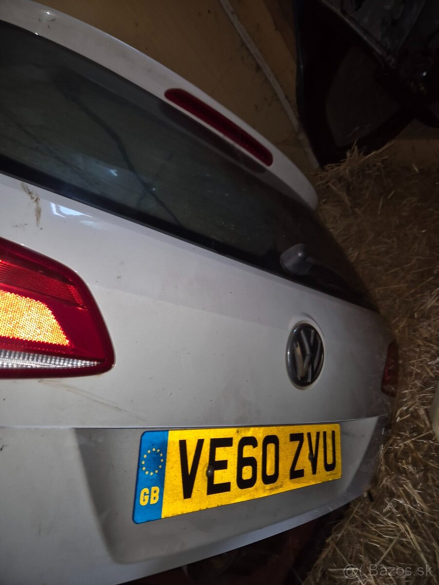 Kufor VW Passat B7 - 3