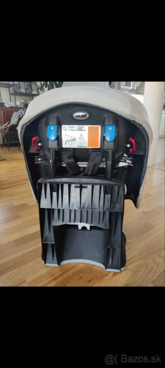Autosedacka JANE RACING do 18kg - 3