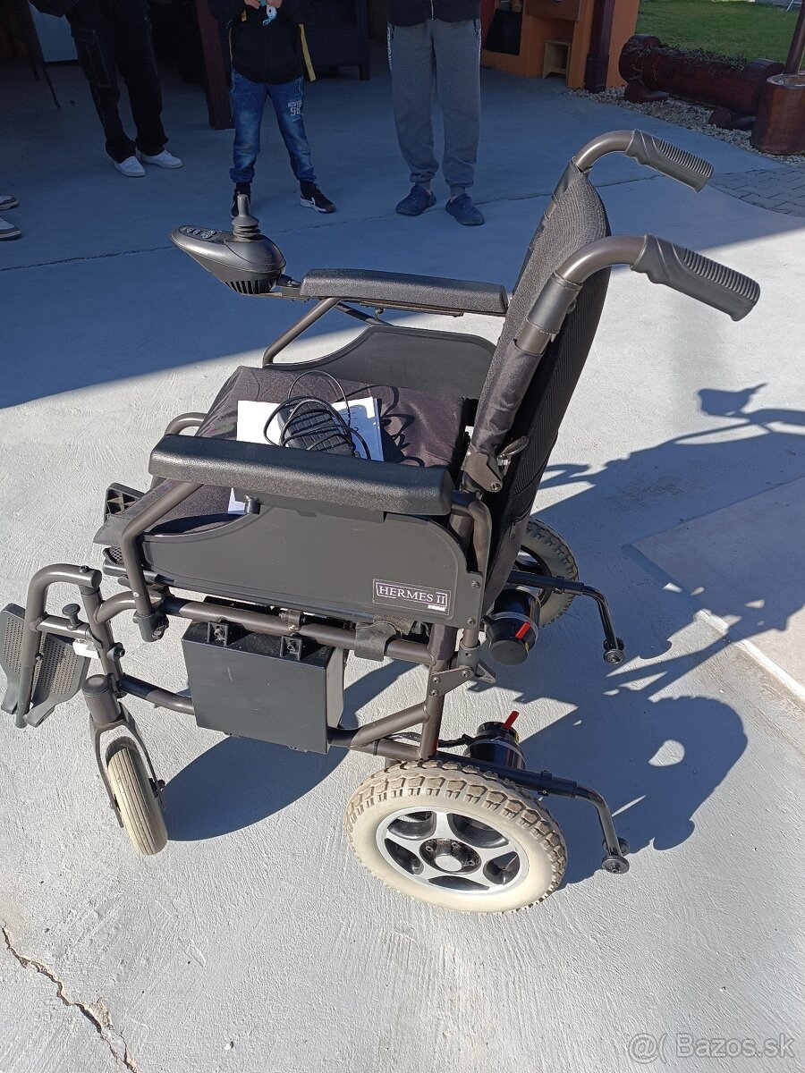 Elektrický invalidný vozík - 3