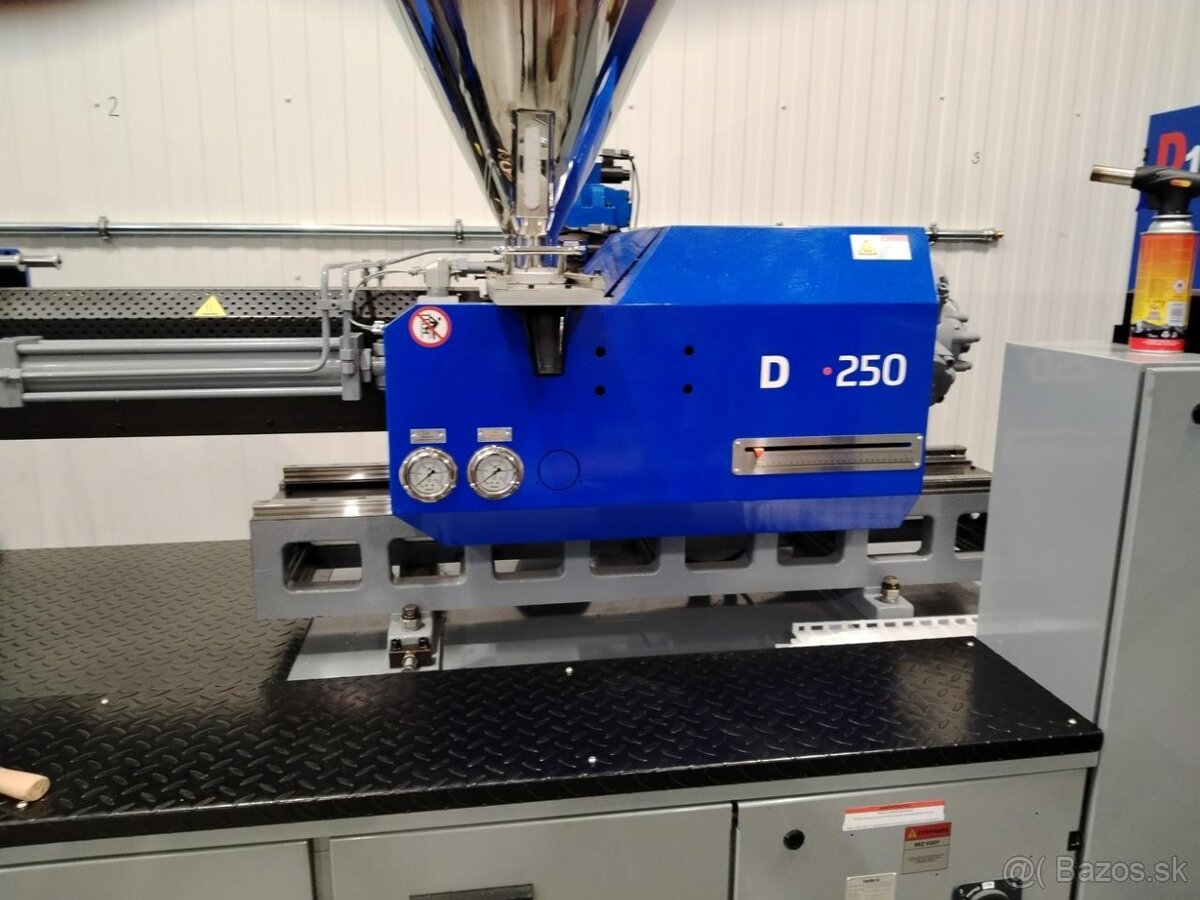 Vstřikovací lis na plasty TEDERIC D250/i1100 (8773) - 3