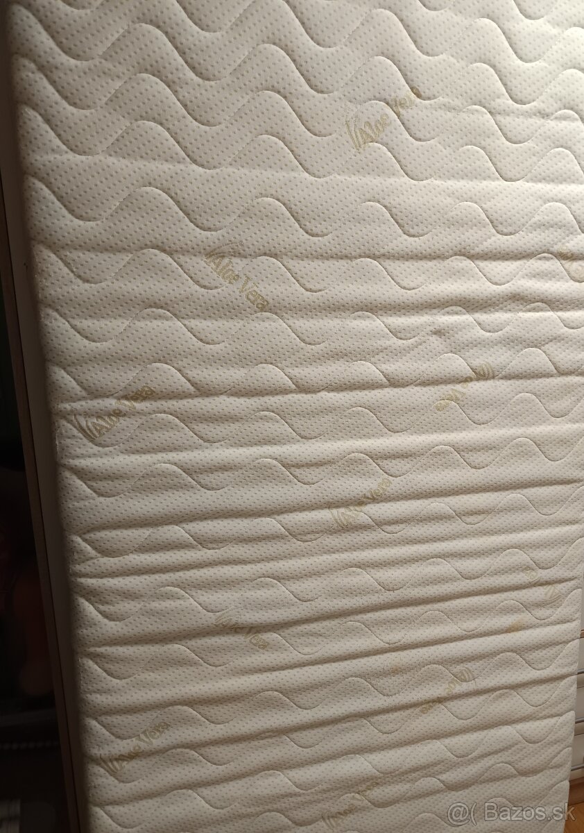 Predám zachovalu sedačku 1+1+3 sedacia súprava - 3