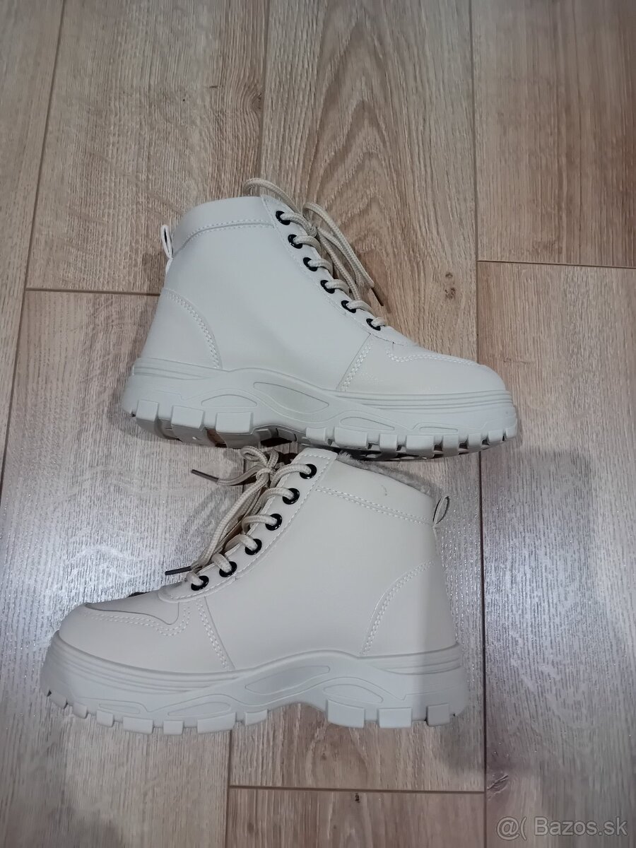 Dievčenské zateplené topánky, velk. 35 - 3