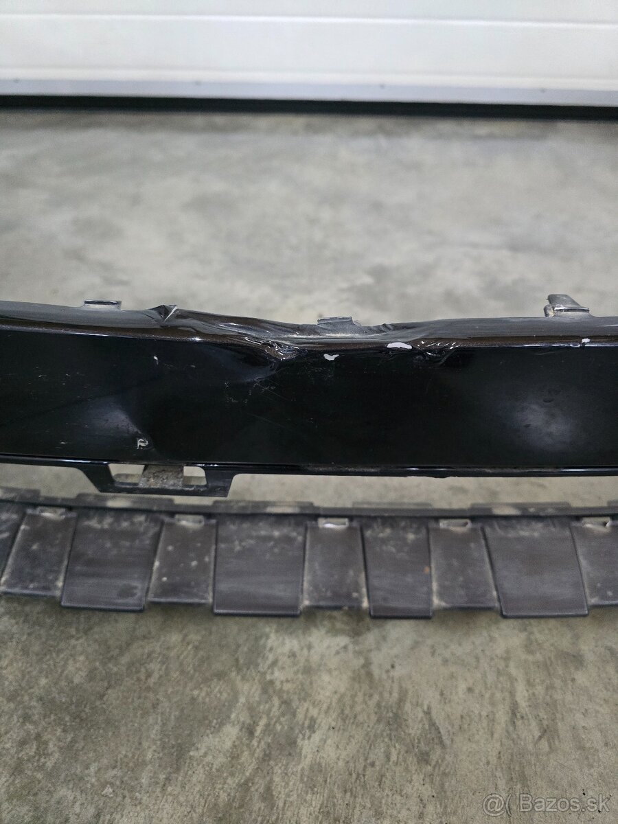 Predam naraznik na Skoda Octavia IV RS - 3