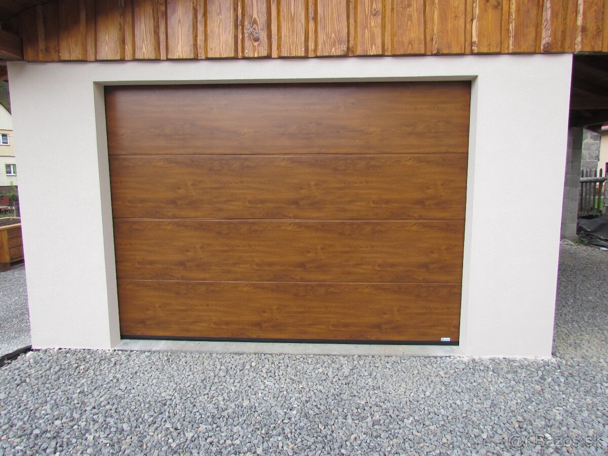 Sekčná garážová brána - 3