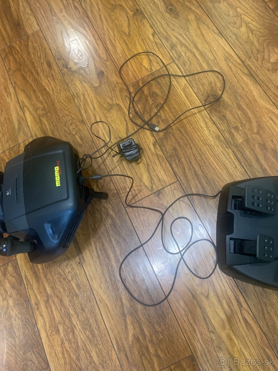 Logitech momo racing - 3