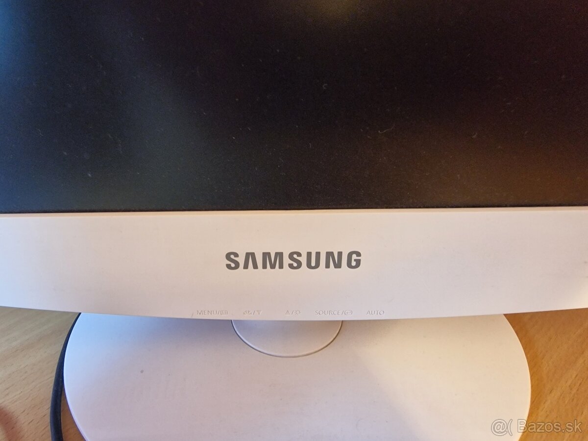 Predám monitor SAMSUNG 19" - 3